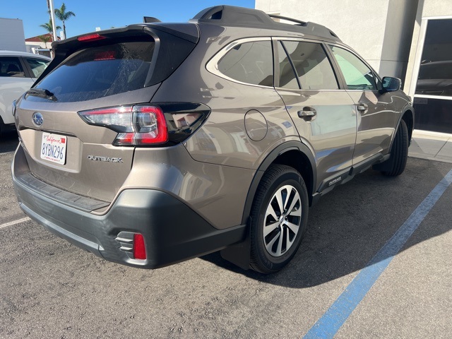 2022 Subaru Outback Premium photo 3