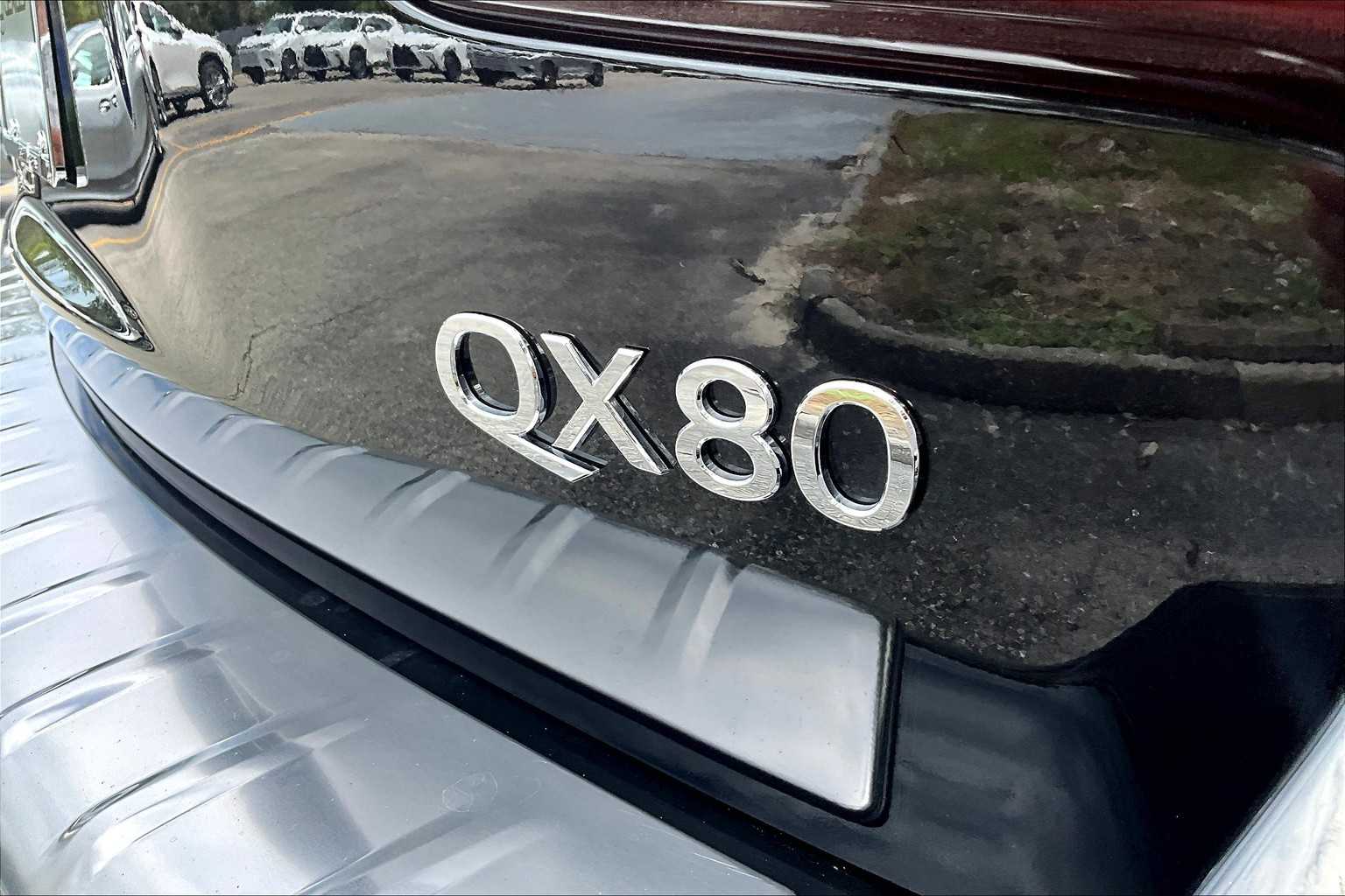 2024 Infiniti QX80 Luxe photo 6