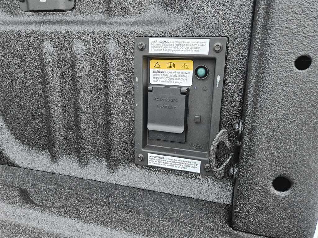 2025 Ford F-250 Lariat photo 30