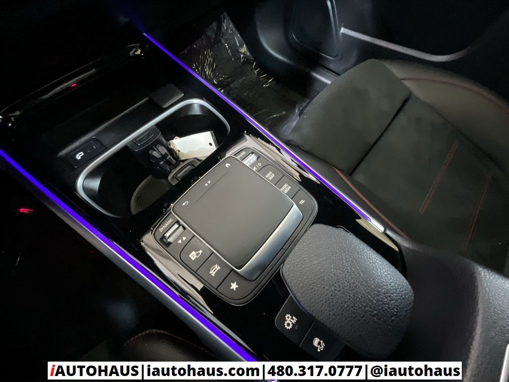 2022 Mercedes Benz GLB 35 AMG 4MATIC photo 30