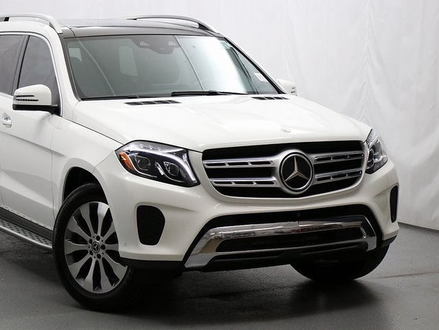 2018 Mercedes Benz GLS 450 4MATIC photo 2