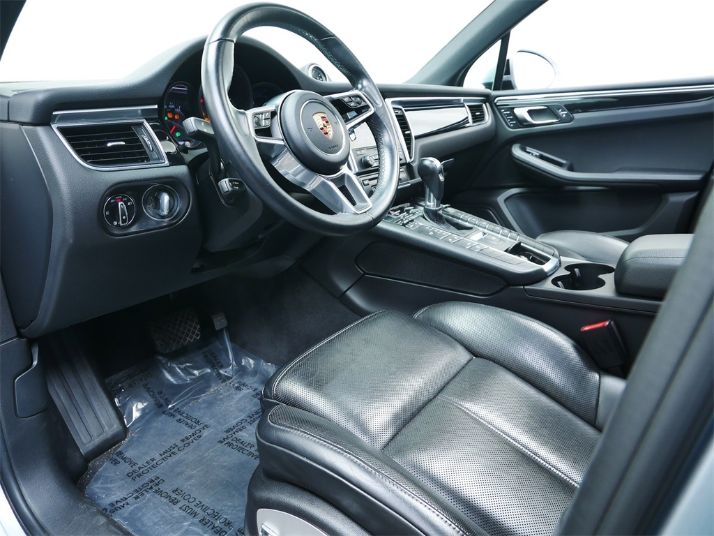 2018 Porsche Macan photo 4