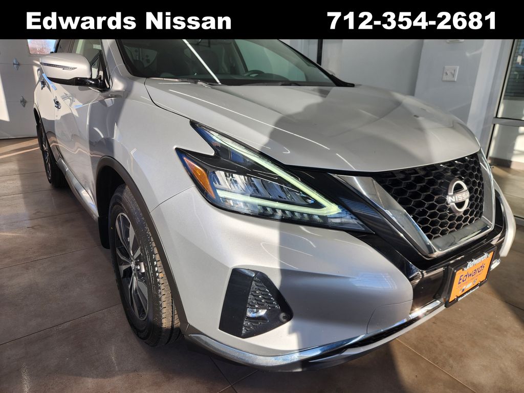 2023 Nissan Murano SV