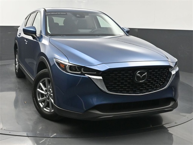 2022 Mazda CX-5 S Preferred package