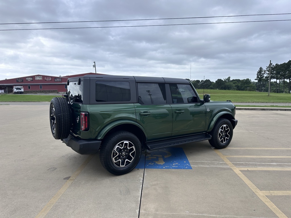 2025 Ford Bronco Outer Banks photo 5