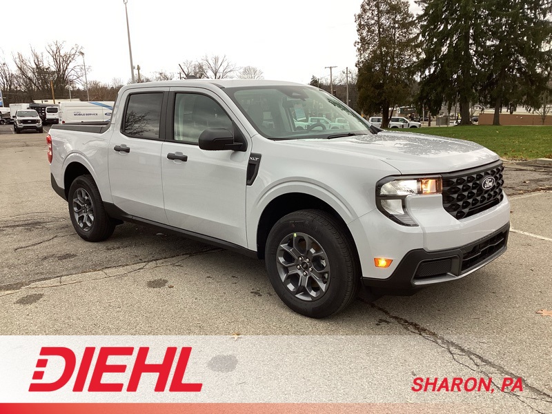 2025 Ford Maverick XLT's photo