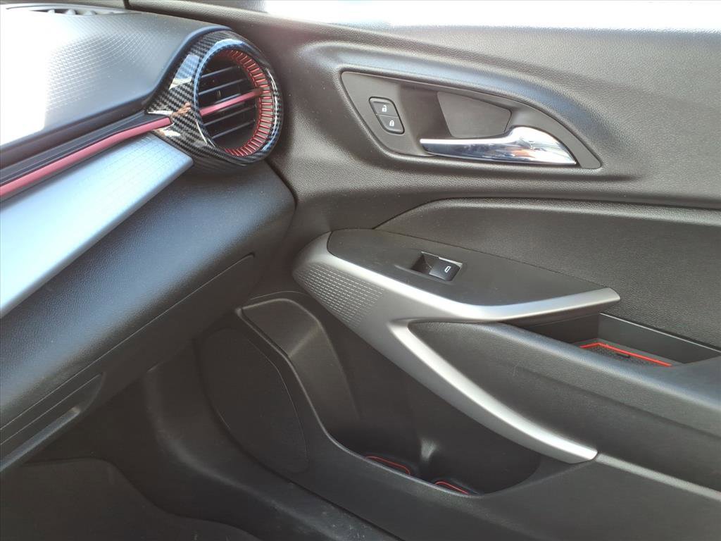 2024 Chevrolet Trax photo 21