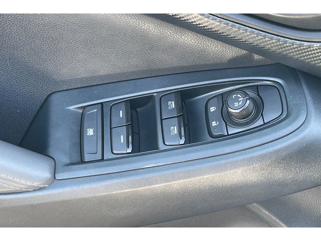 2024 Subaru Crosstrek Premium photo 12