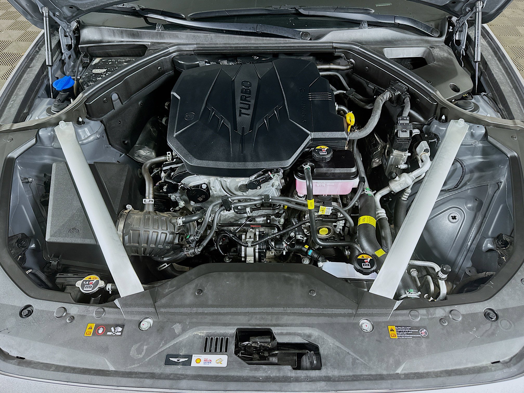 2025 Genesis G70 2.5T photo 28