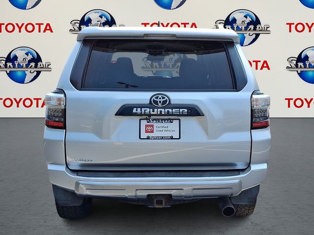 2016 Toyota 4Runner Trail photo 4
