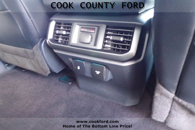 2022 Ford F-150 Lariat photo 11