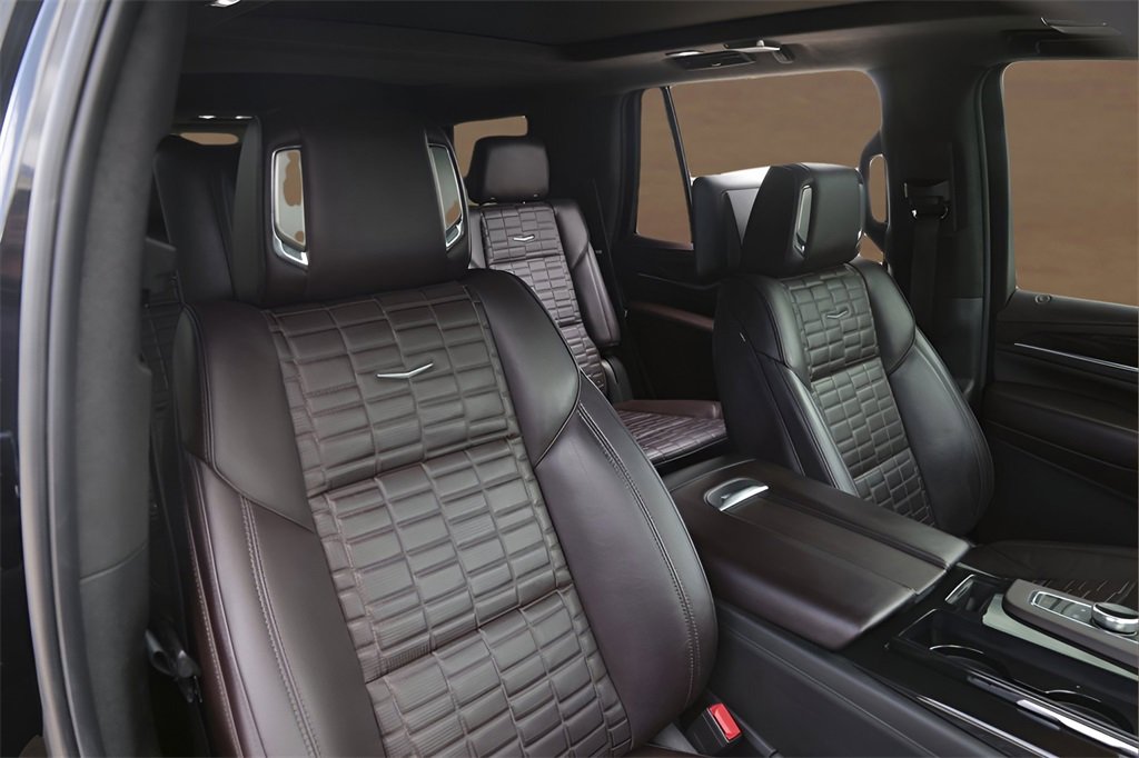 2022 Cadillac Escalade Premium Luxury Platinum photo 32