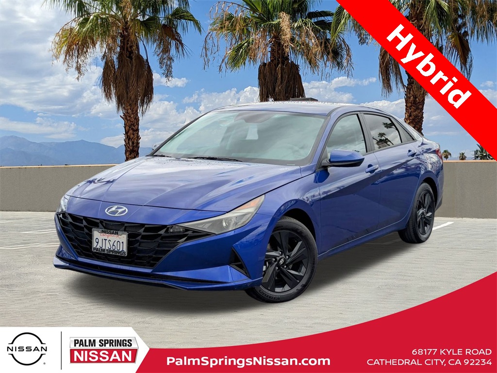 2023 Hyundai Elantra Blue's photo