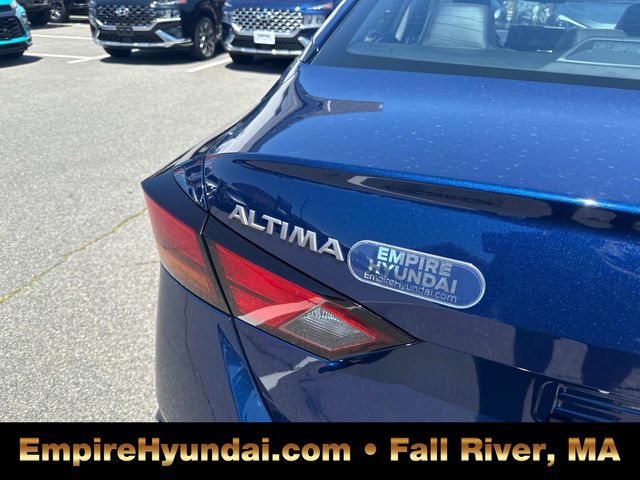 2024 Nissan Altima 2.5 SR photo 5