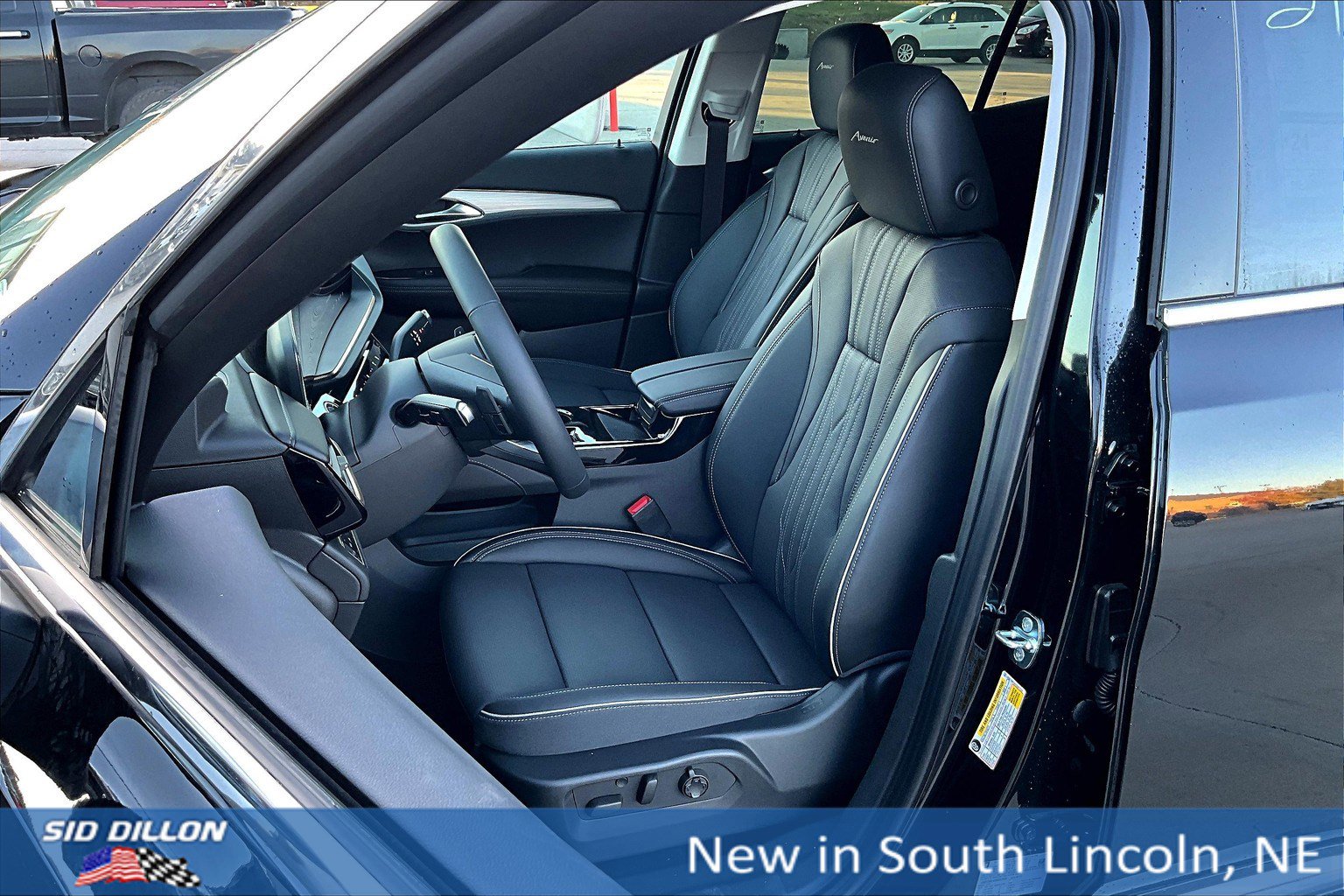 2025 Buick Envision Avenir photo 9