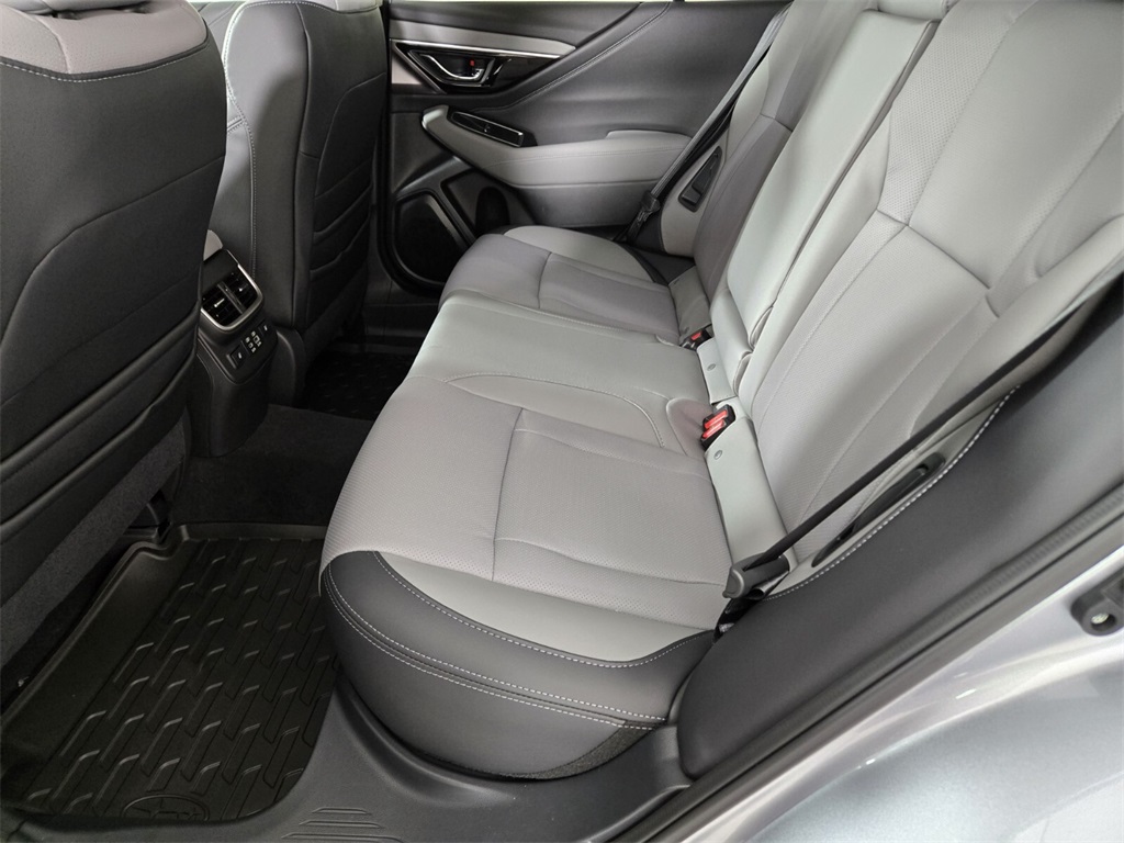 2025 Subaru Outback Limited photo 9
