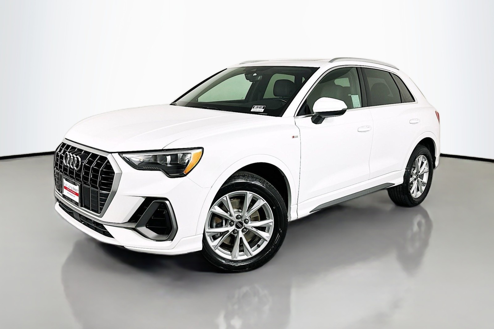 2022 Audi Q3 S Line Premium's photo