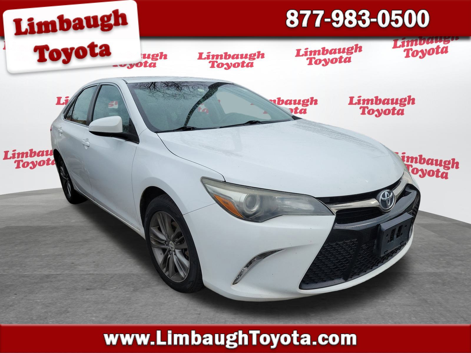 2016 Toyota Camry Special Edition's photo