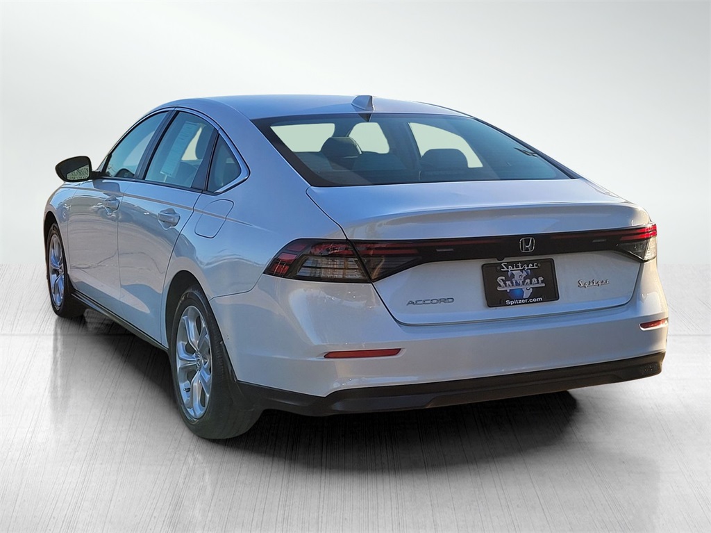 2024 Honda Accord LX photo 4