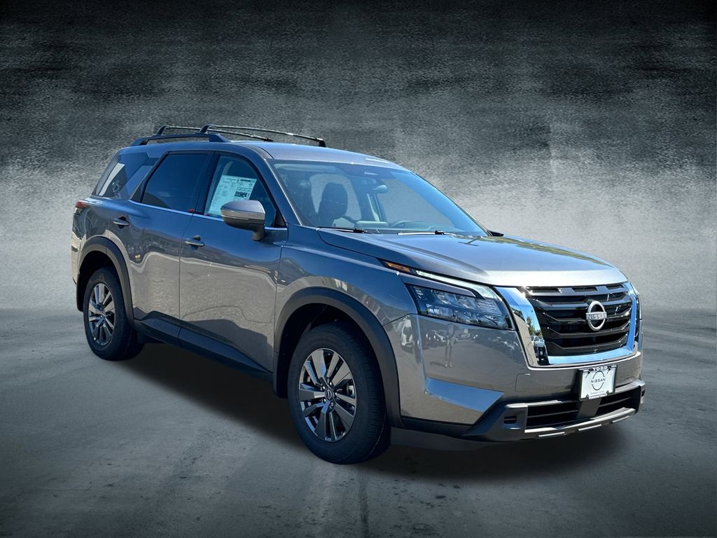 2025 Nissan Pathfinder SV photo 5