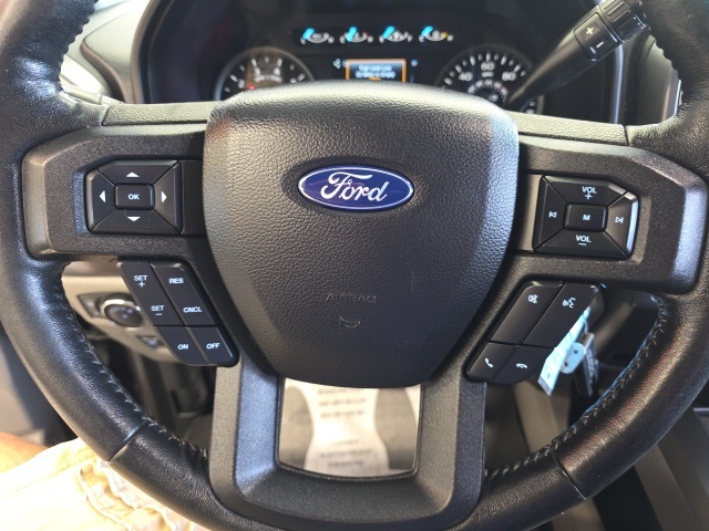 2019 Ford F-150 XLT photo 18