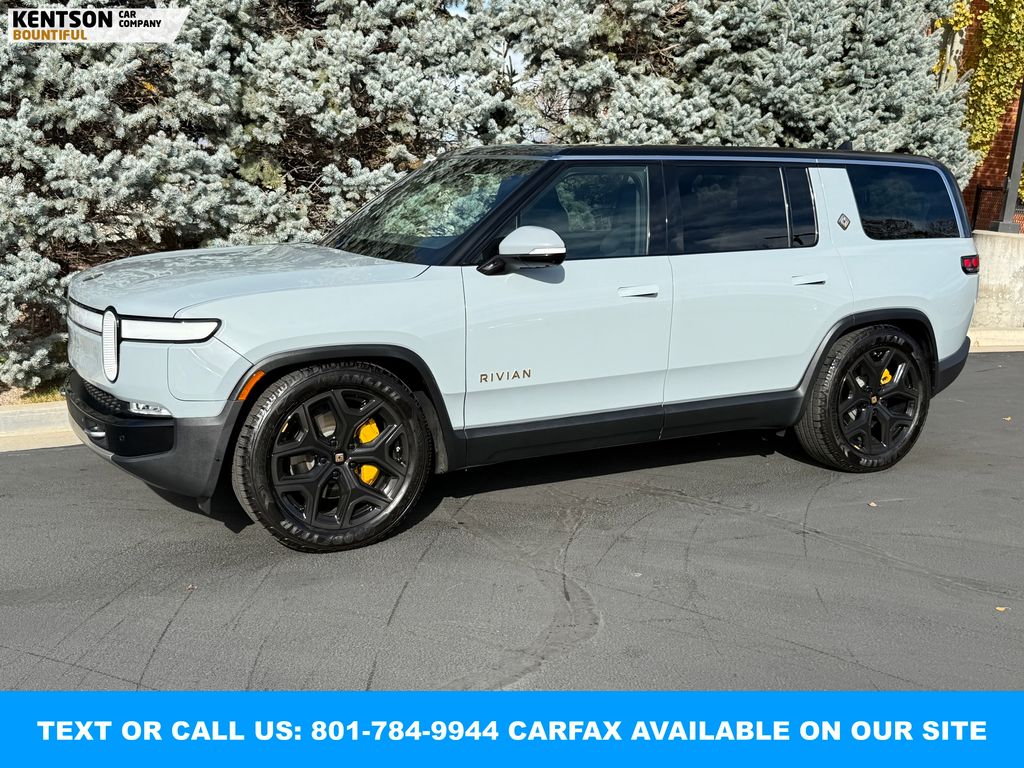 2022 Rivian R1S Launch Edition's photo