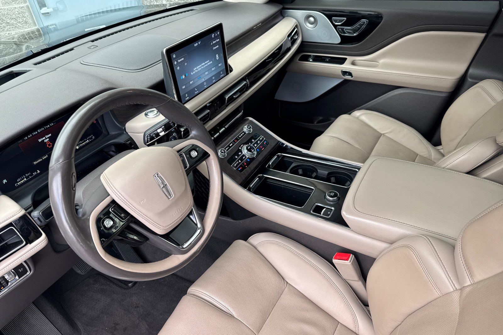 Image of Lincoln Aviator Reserve AWD