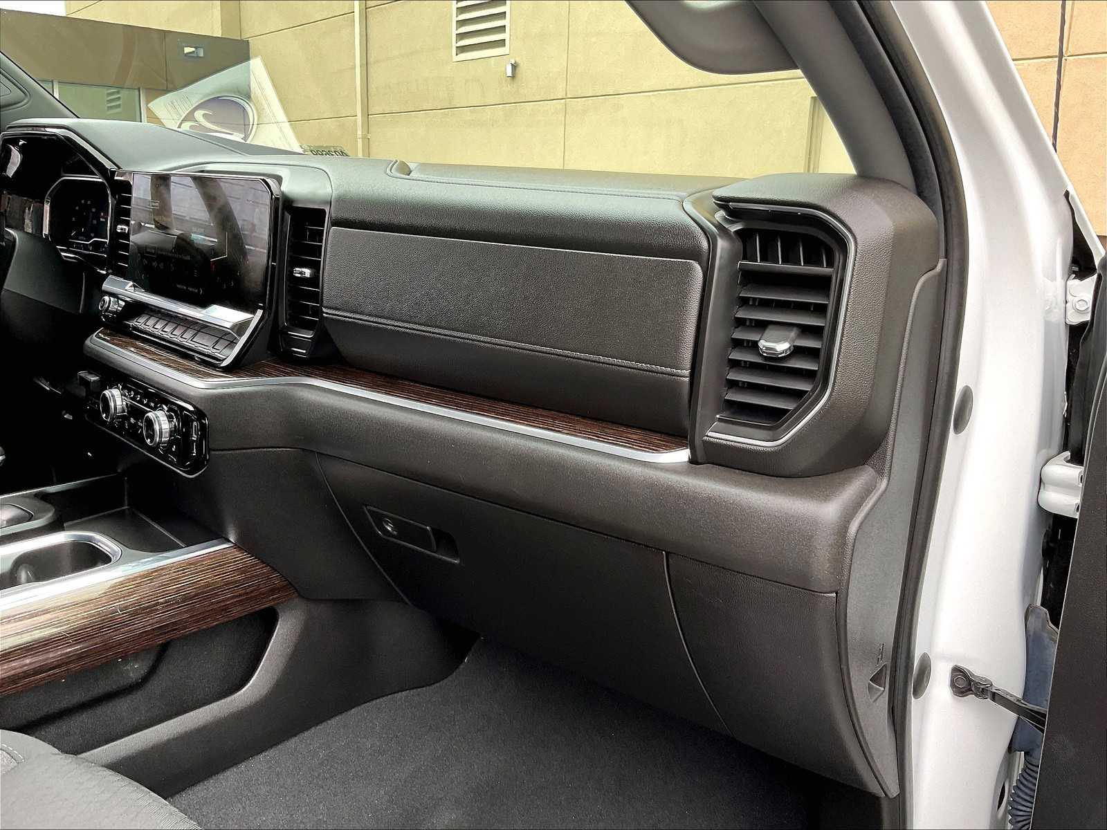 2022 Gmc Sierra 1500 Elevation photo 13