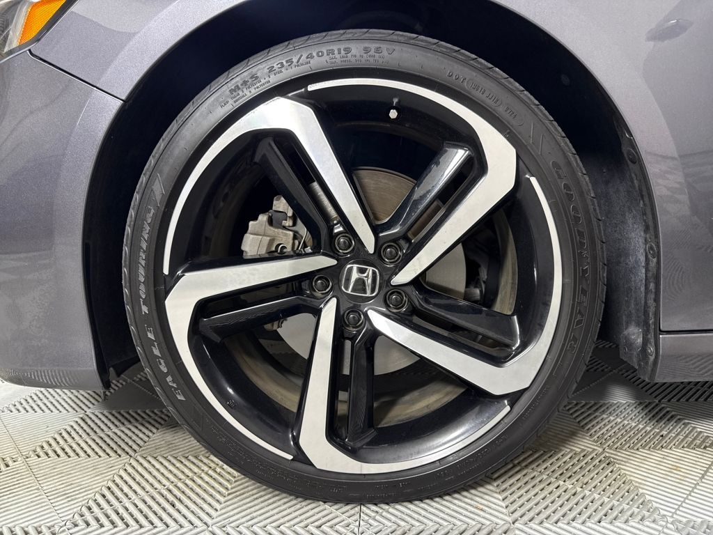 2020 Honda Accord Sport 2.0T photo 17