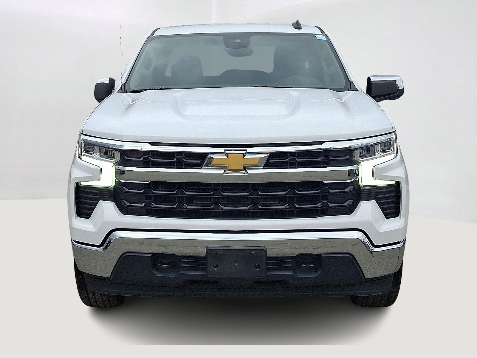 2022 Chevrolet Silverado 1500 LT photo 2