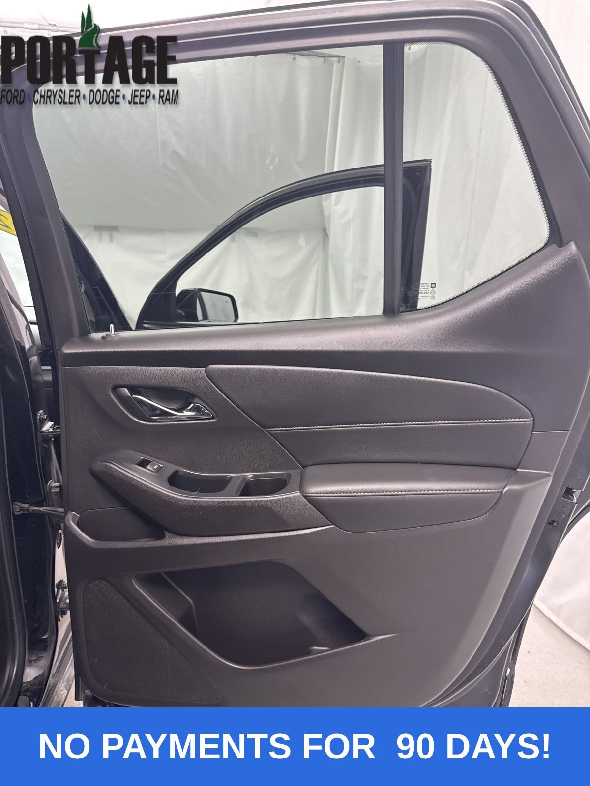 2021 Chevrolet Traverse Leather photo 27