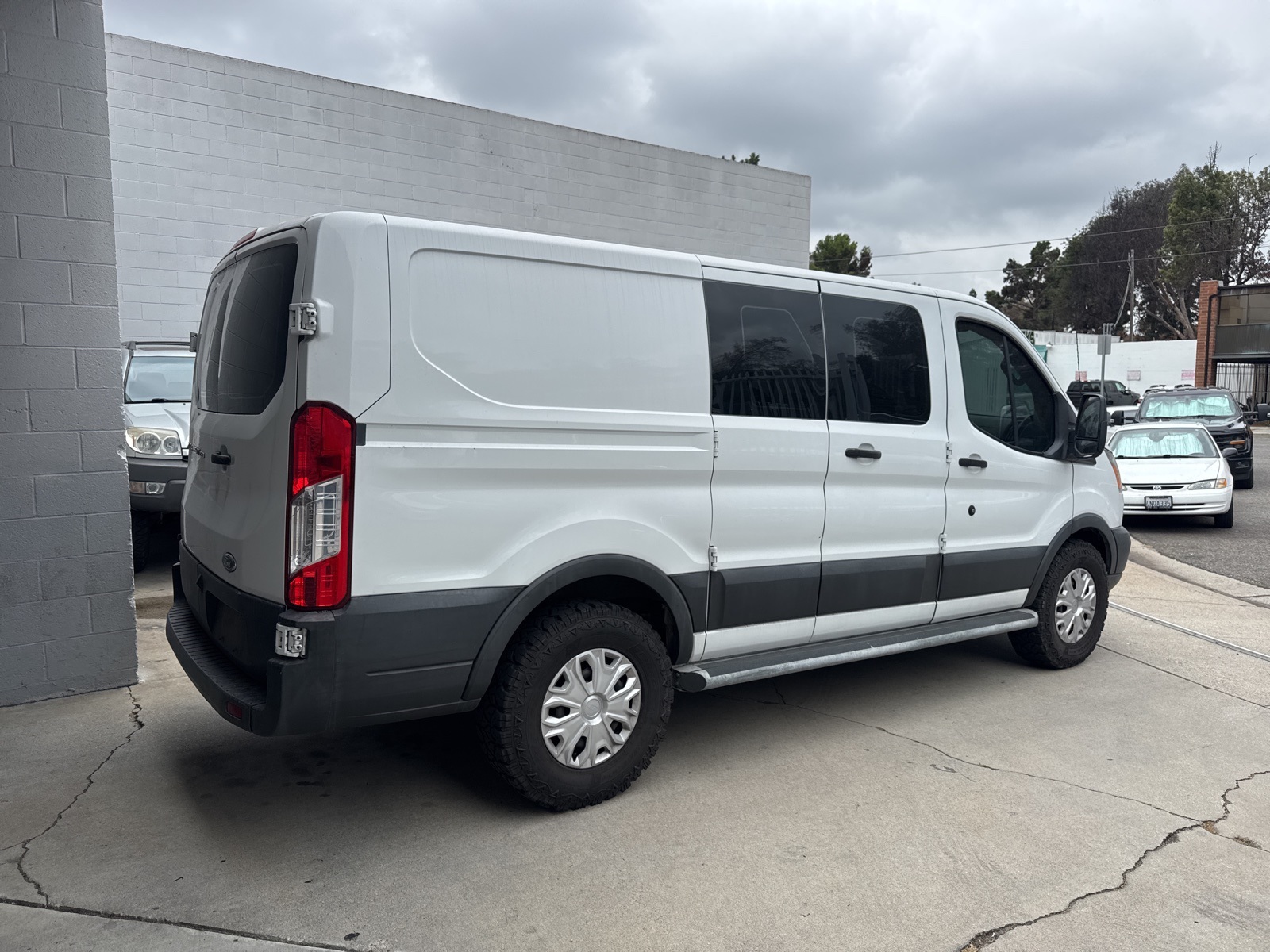 2018 Ford Transit photo 4