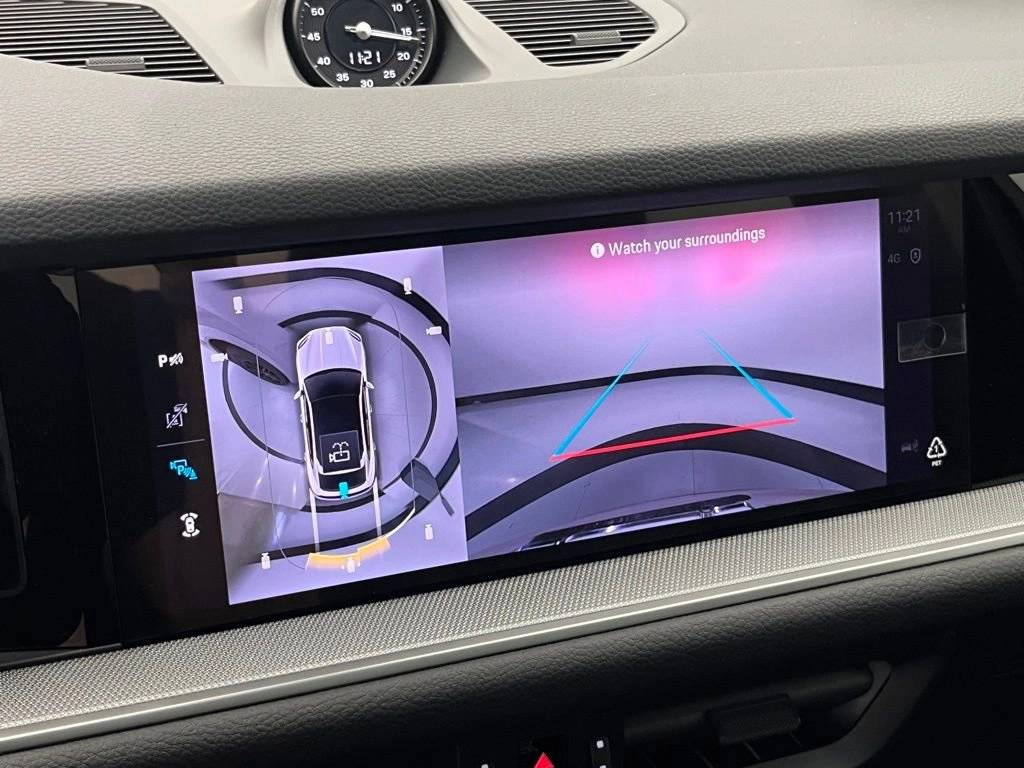 2026 Porsche Cayenne Coupe photo 18