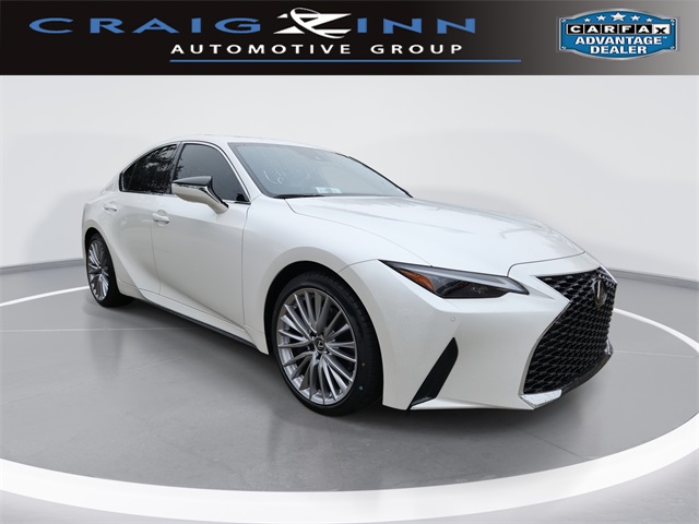 2025 Lexus IS 300