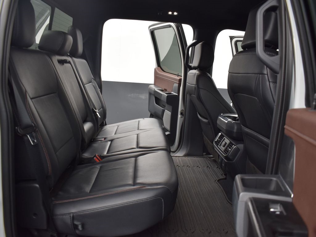 2023 Ford F-150 Lariat photo 19
