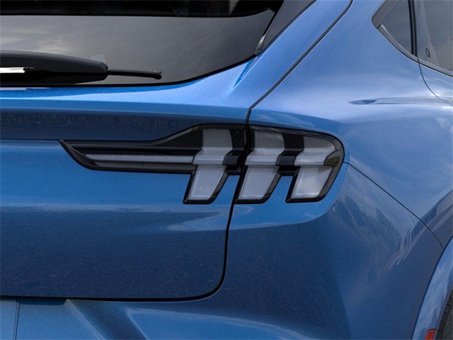 2025 Ford Mustang Mach-E Premium photo 21
