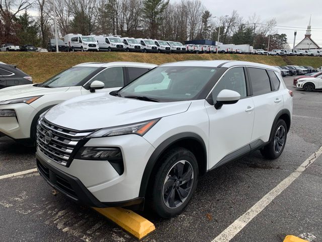 2024 Nissan Rogue SV photo 2