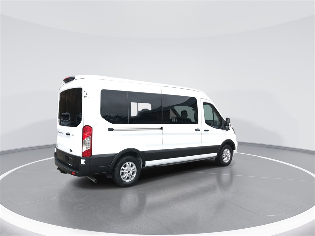 2024 Ford Transit Passenger Van XLT photo 8