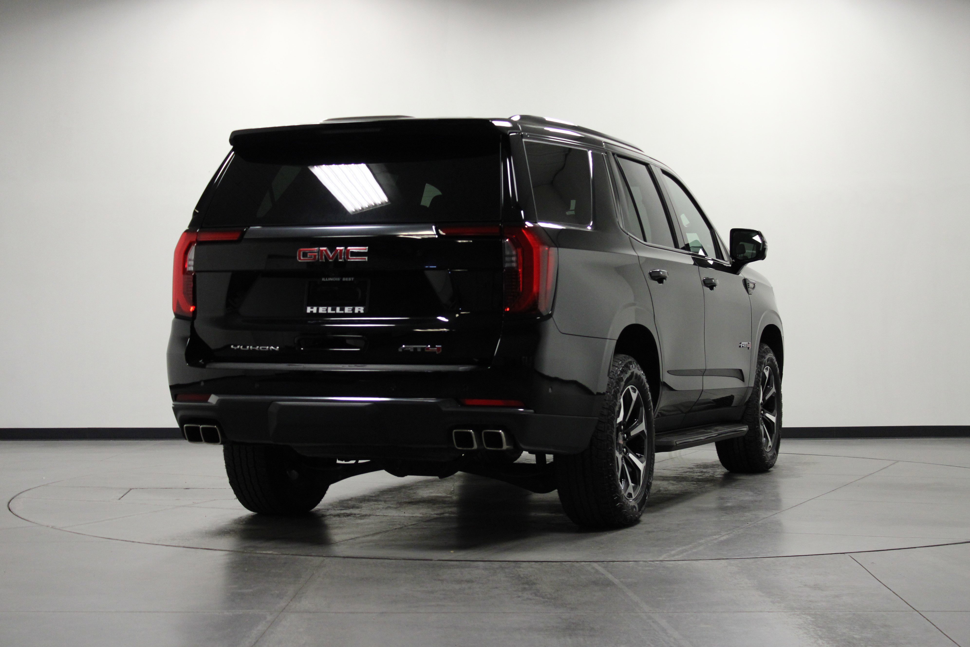 2025 Gmc Yukon AT4 photo 2