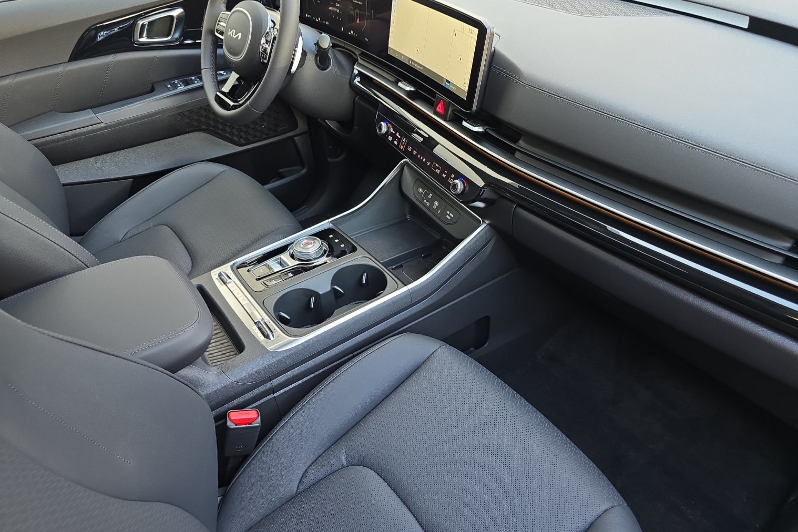 2026 Kia Carnival SX Prestige photo 11
