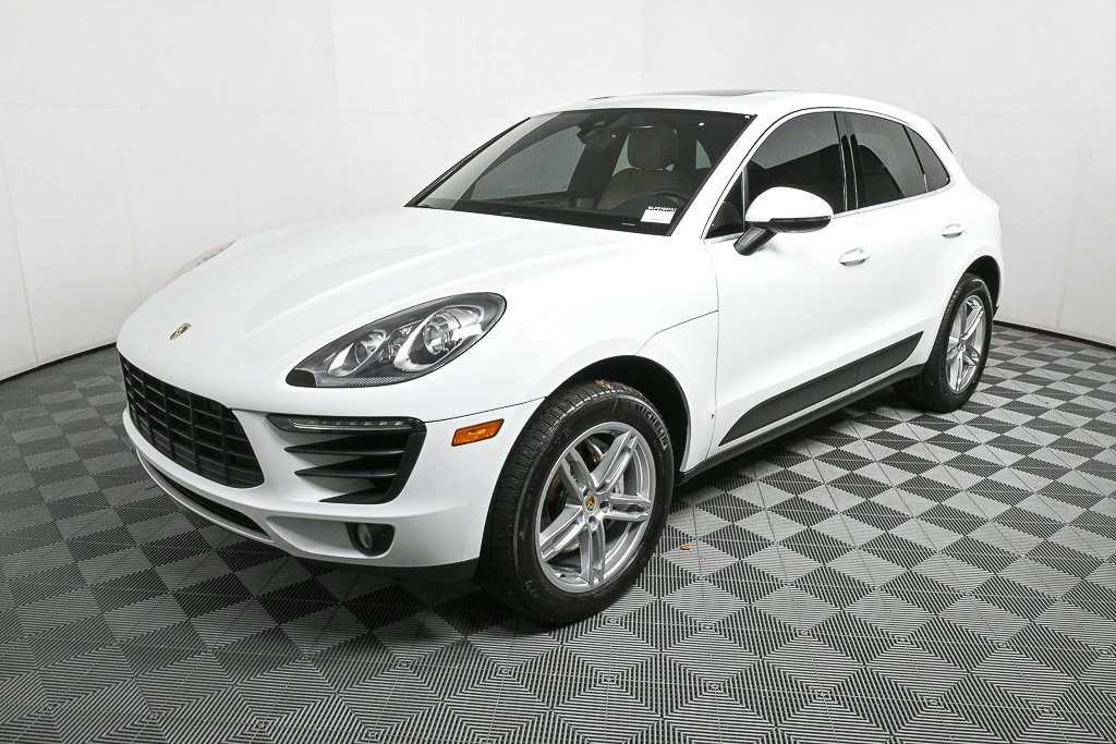 2017 Porsche Macan S