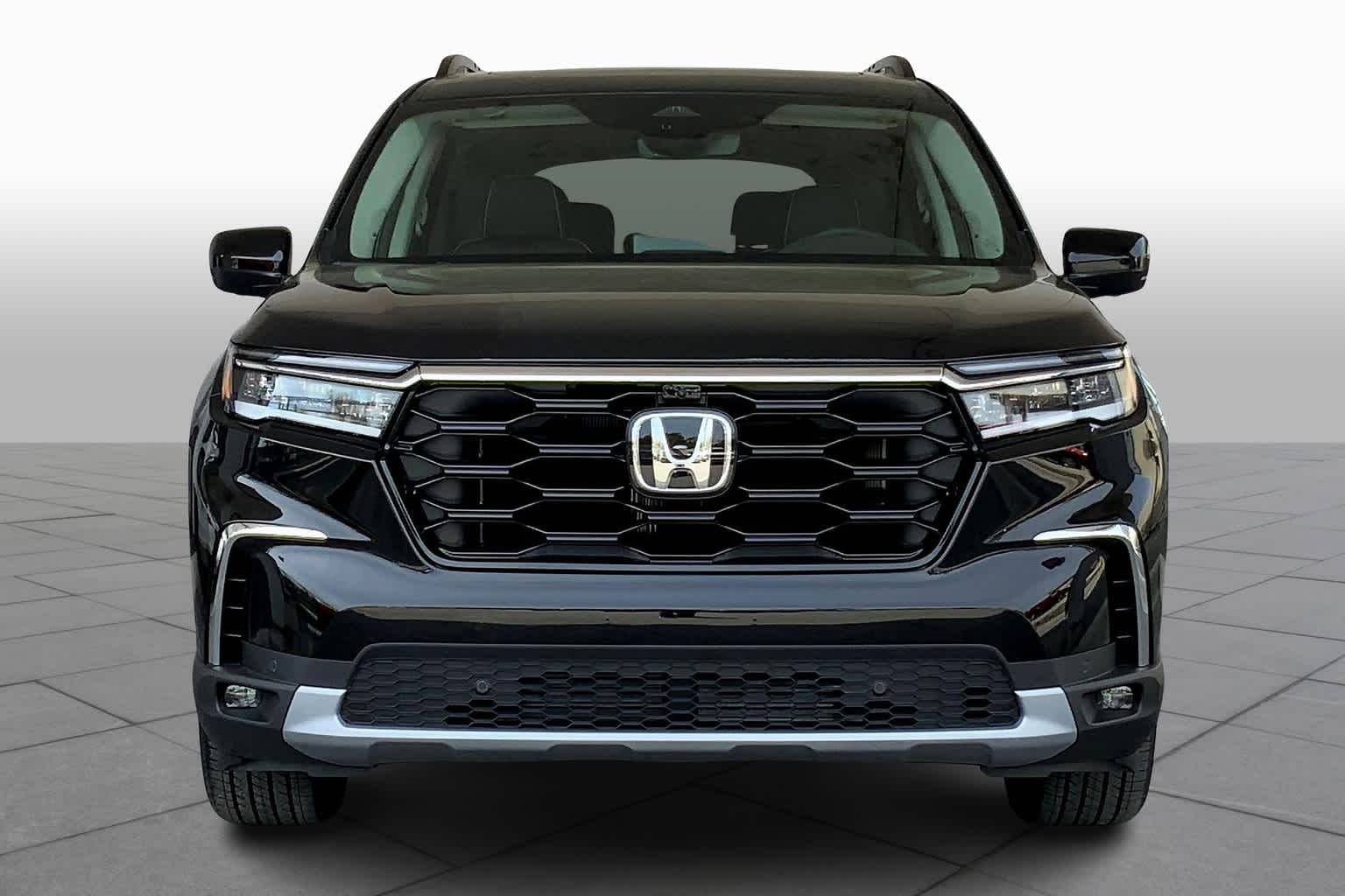 2025 Honda Pilot Elite photo 3