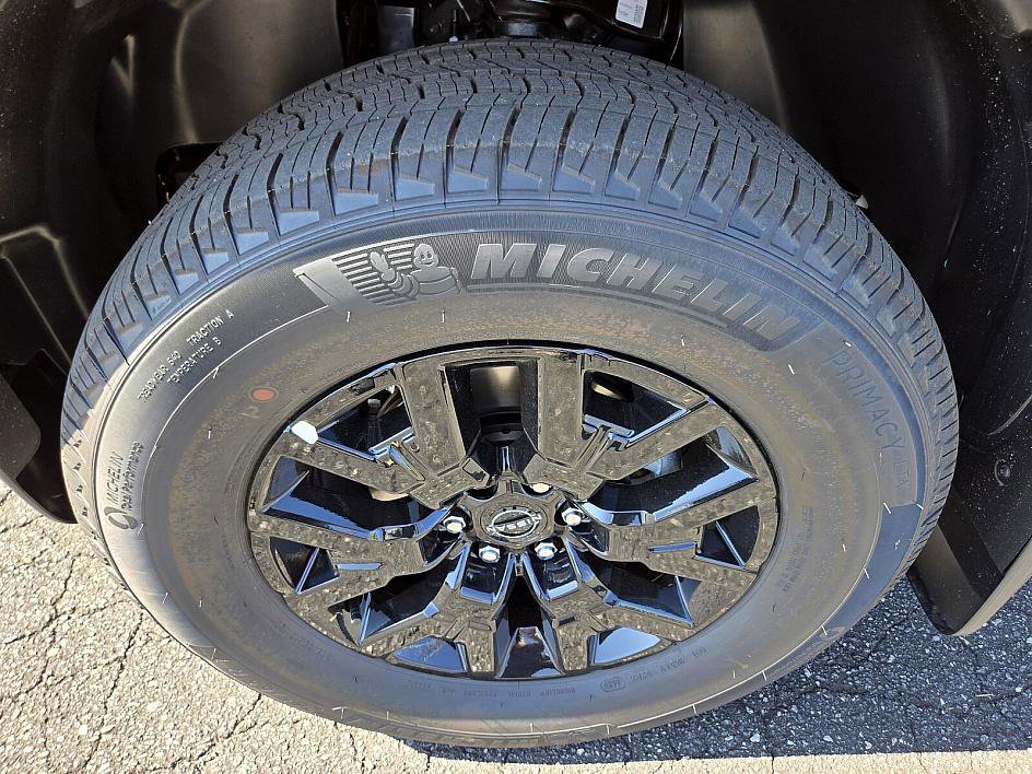 2026 Nissan Frontier Crew Cab SV photo 13