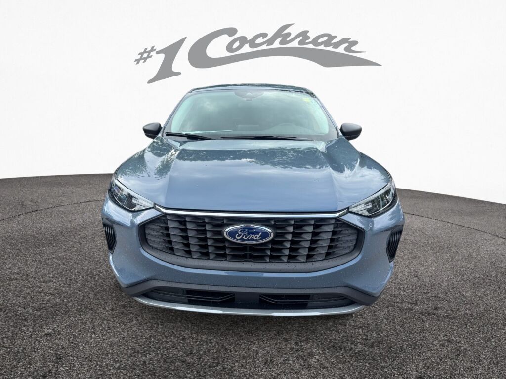 2025 Ford Escape Active photo 2
