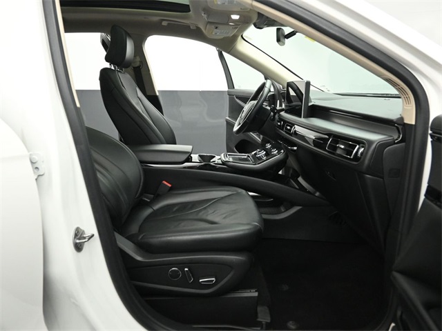 2023 LINCOLN NAUTILUS - Image 30