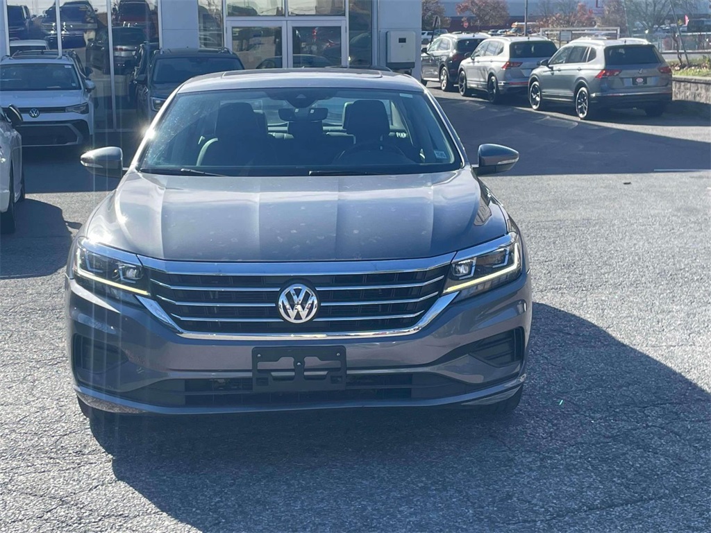 2021 Volkswagen Passat 2.0T SE photo 2