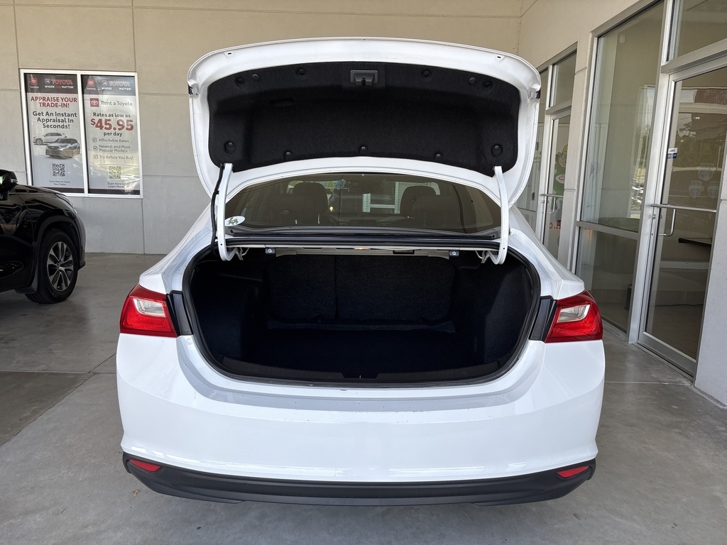 2023 Chevrolet Malibu 1LT photo 12