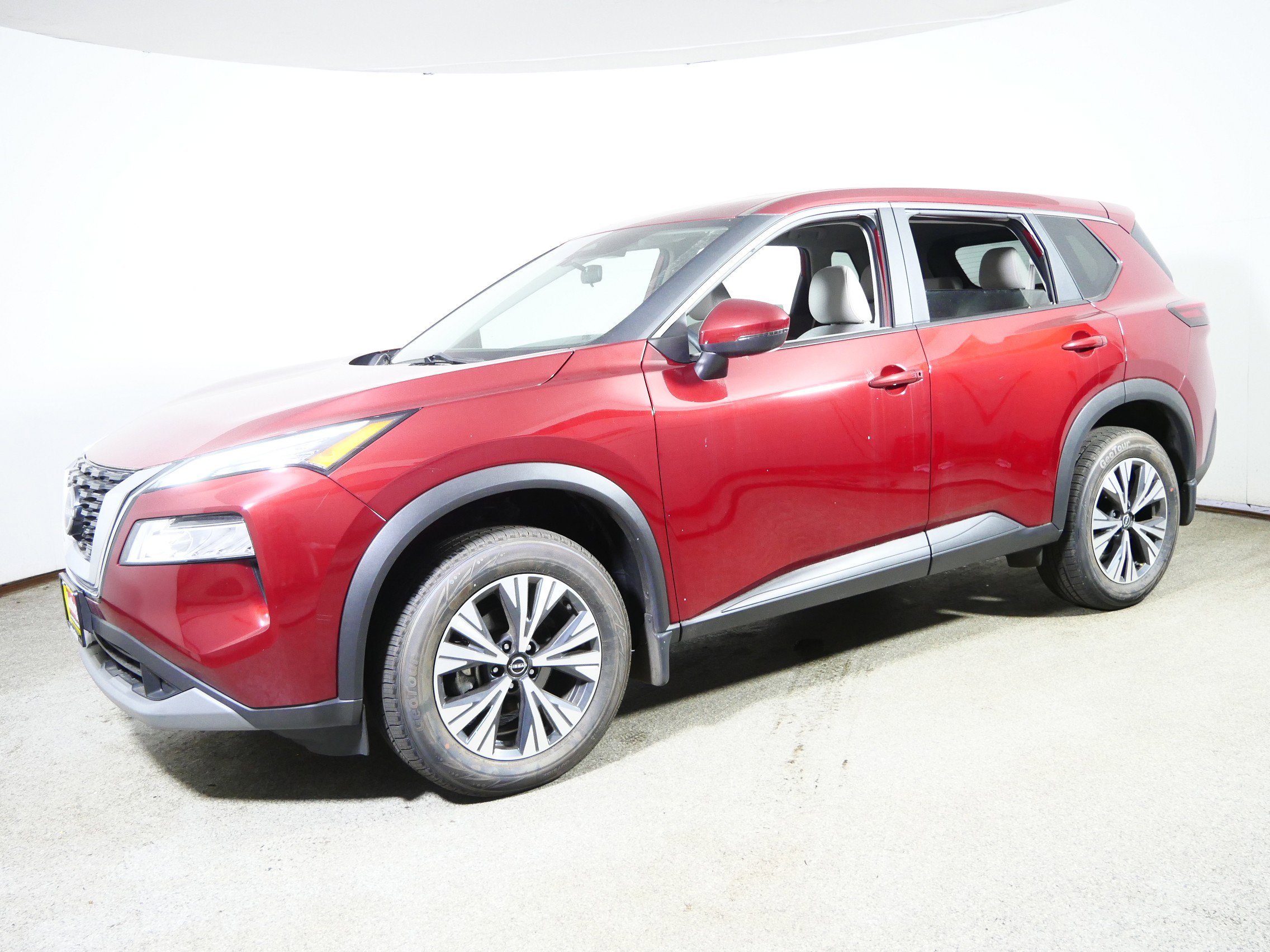 2023 Nissan Rogue SV photo 3