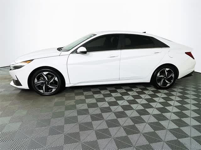 2021 Hyundai Elantra SEL photo 4