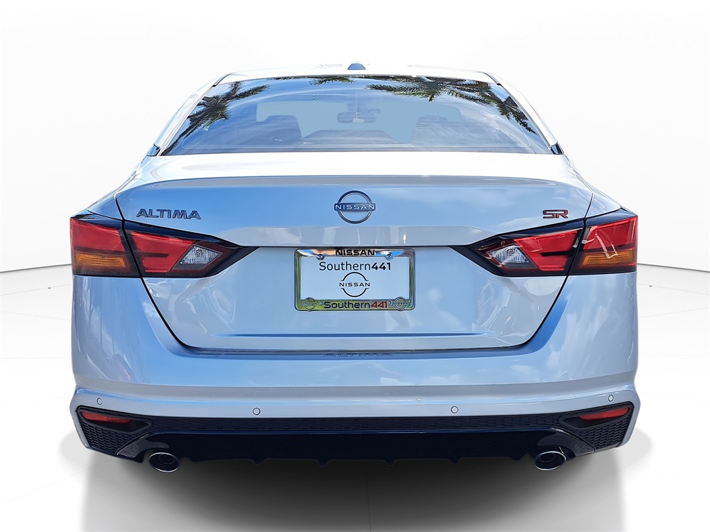 2025 Nissan Altima 2.5 SR photo 6